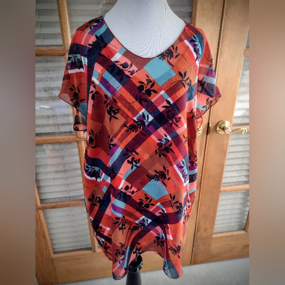 Brand New CAbi Sheer Layered Tank and Blouse, True Medium (Tag Marked Small) - Picture 8 of 10
